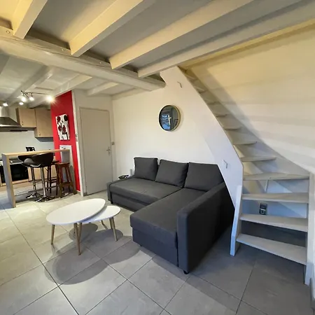 Apartman Fathala - Lumineux En Dernier Etage - Face A La Gare Routiere *