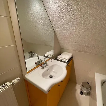 Apartment Fathala - Lumineux En Dernier Etage - Face A La Gare Routiere Sarrebourg