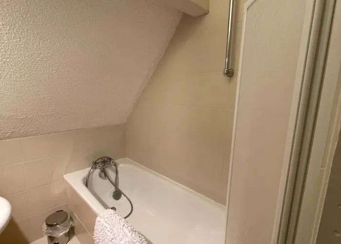 Fathala - Lumineux En Dernier Etage - Face A La Gare Routiere Appartement Sarrebourg