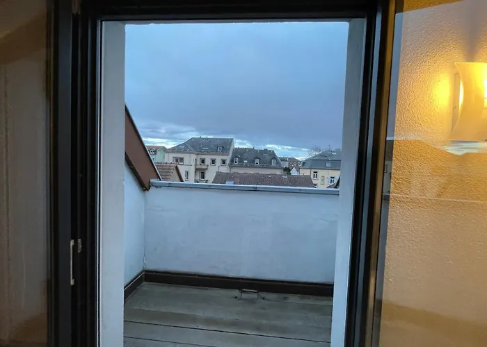 Appartement Fathala - Lumineux En Dernier Etage - Face A La Gare Routiere